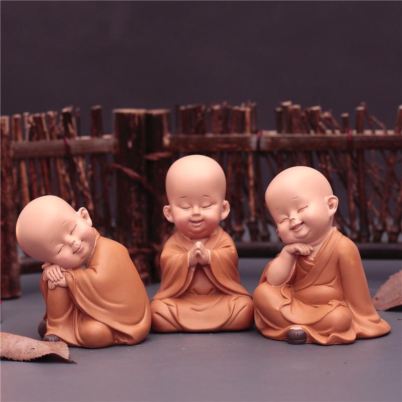 Creative Shaolin Monk Meditation Ornament - Perfect for Home or Car Decor