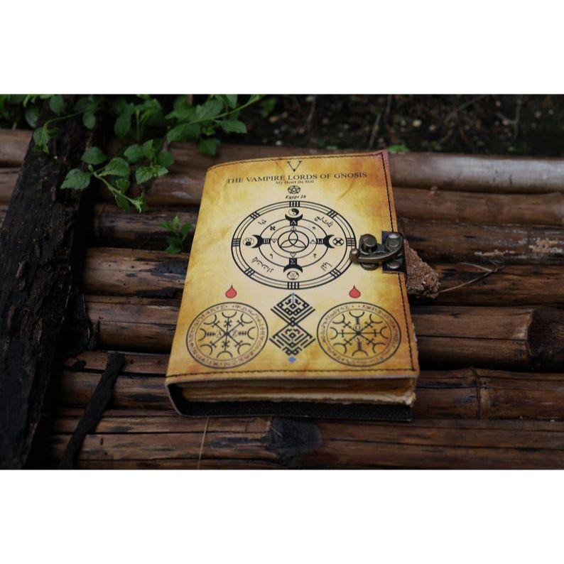 Handmade Leather Triquetra Valhalla Viking Vegvisir Journal For Traveling Sketchbook Blank Notebook For Men Women Birthday