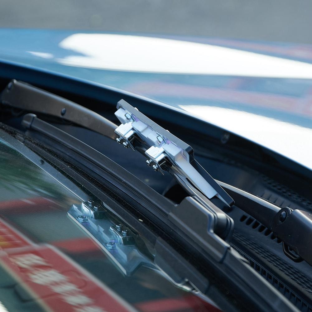 Пара автомобильных стеклоочистителей Spolier Wiper Aid Protector Separator Presser Universal для сбора воды во время дождя