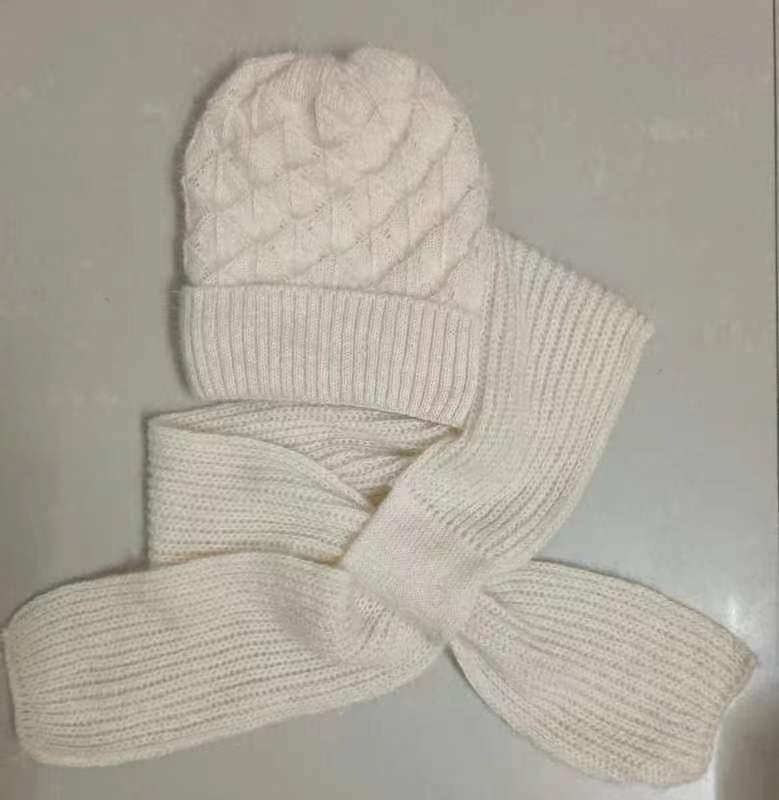 Новая шапка с утолщенной осенне-зимней шапкой, вязаная из пряжи, женская теплая сетка, красная шапка с противохолодной беличьей нитью