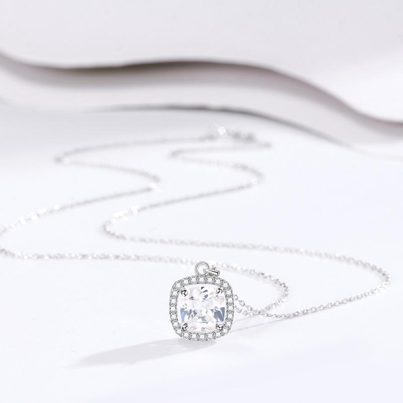 Сияющее квадратное бриллиантовое колье женское нишевое легкое роскошное модное высококлассное ins холодный стиль ювелирное изделие подарок женщинам