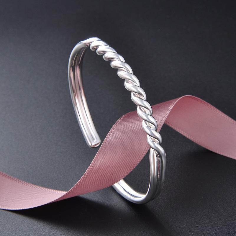 S990 Silver Bracelet Women Fried Dough Twists Niche Design Personality Versatile Silver Bracelet Fashion Temperament Silver Bracelet