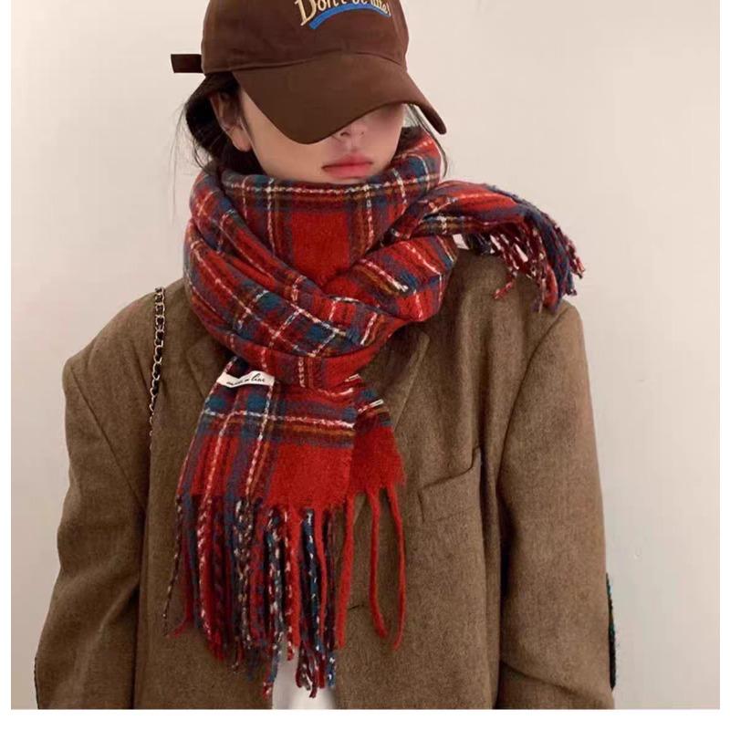 Plaid Scarf Women's Atmosphere Warm New Dry Rose Powder Autumn and Winter White Soft Fringed Shawl Scarf