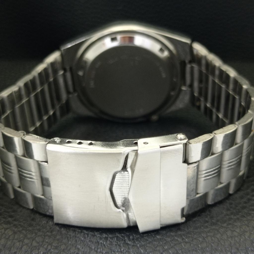 ПОДЛИННЫЕ ВИНТАЖНЫЕ МУЖСКИЕ АВТОМАТИЧЕСКИЕ ЧАСЫ SEIKO 5 7019A ЯПОНИЯ С ЦИФЕРБЛАТОМ FERRARI a701600-5 R206b-a701600