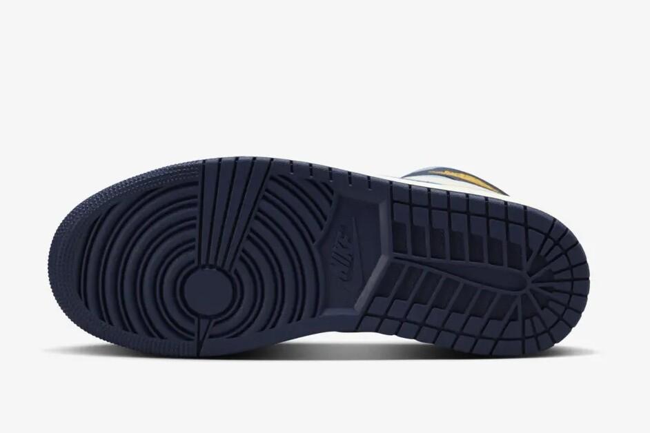 FD2596-400 Nike Air Jordan 1 Retro High OG First in Flight (Женский)