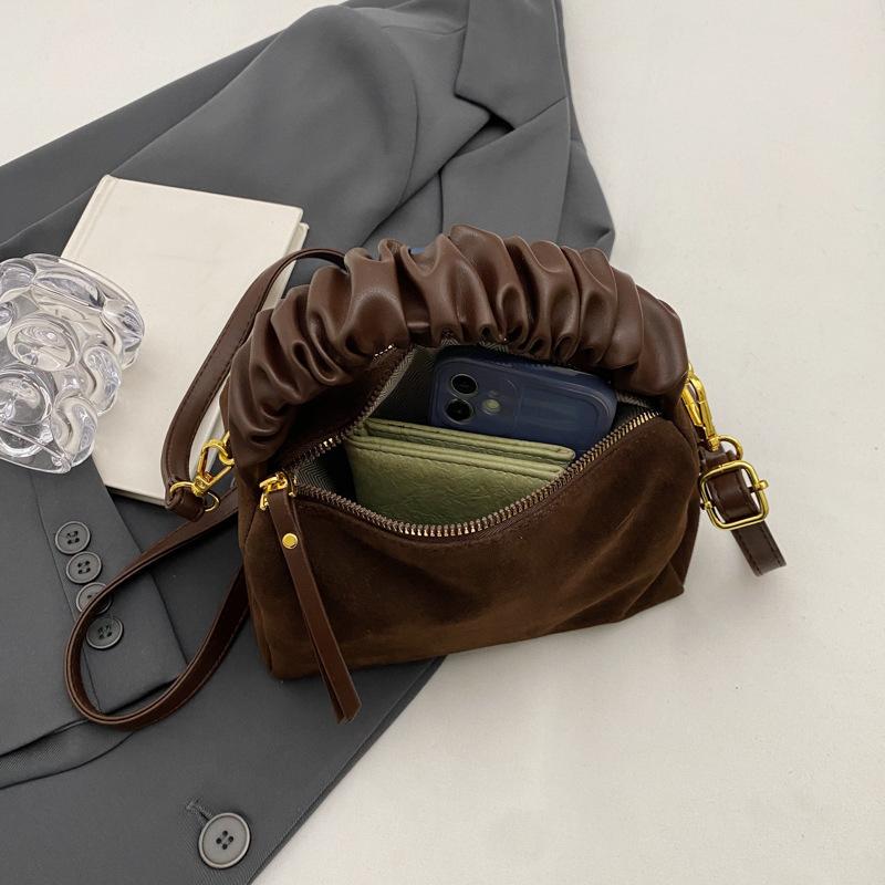 Женская замшевая сумка через плечо сумка через плечо с регулируемым ремнем сумка-хобо клатч кошелек на молнии маленькая сумочка