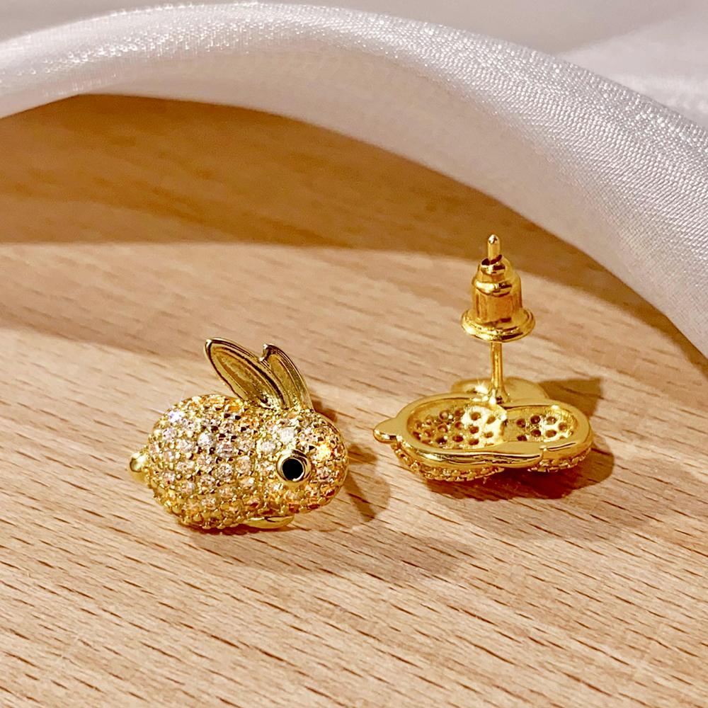 CAOSHI Cute Rabbit Shaped Stud Earring with Bright Cubic Zirconia Eternity Unique Pattern Design Elegant Women Party Accessories