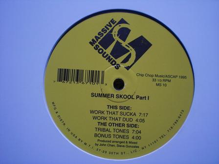 12-дюймовая пластинка JOHN CHAN & STEVE "CHIP CHOP" GONZA - Summer Skool Part 1 MS10 Massive Sounds 1995 США Танцевальная и электронная музыка Б/у