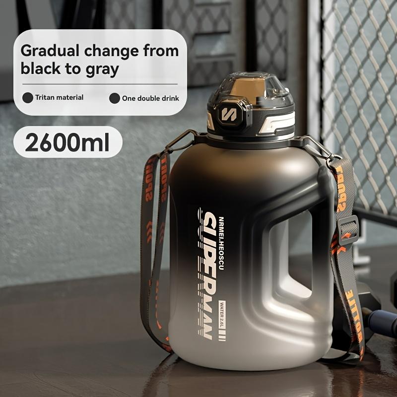 Бутылка для воды с градуировкой объема, 2200 мл/2600 мл, с ручкой и ремешком, с отделением для чая, подходит для фитнеса, активного отдыха, ежедневного использования