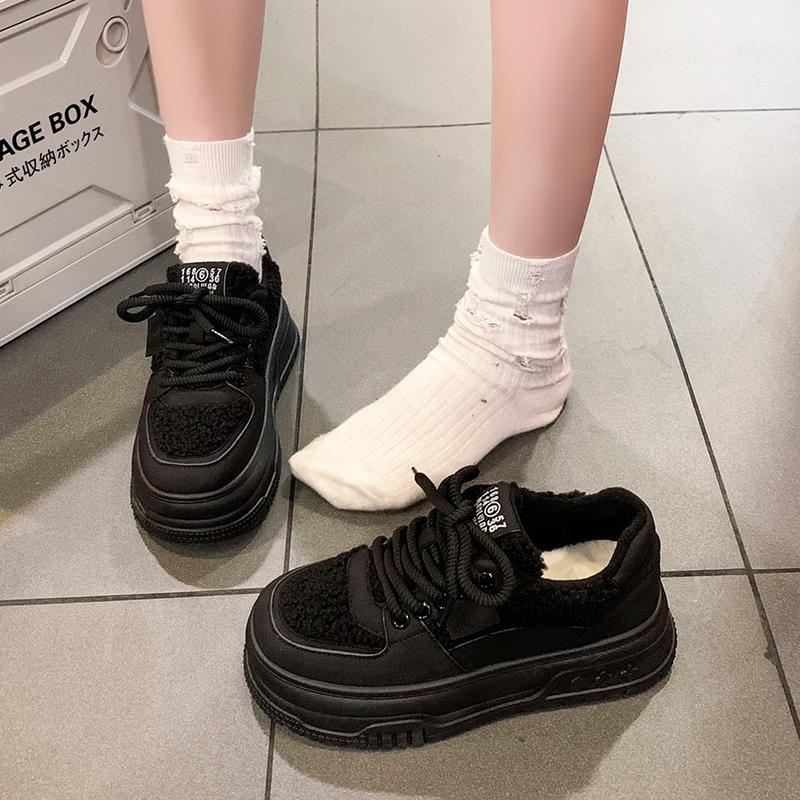 2024 Новый стиль Плюс Бархатные теплые модные и универсальные низкие кроссовки для женщин Простая удобная и повседневная женская обувь