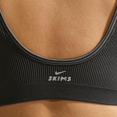 Женский бюстгальтер Nike W NSKM RBSMLS MICRO SCOOP BRA
