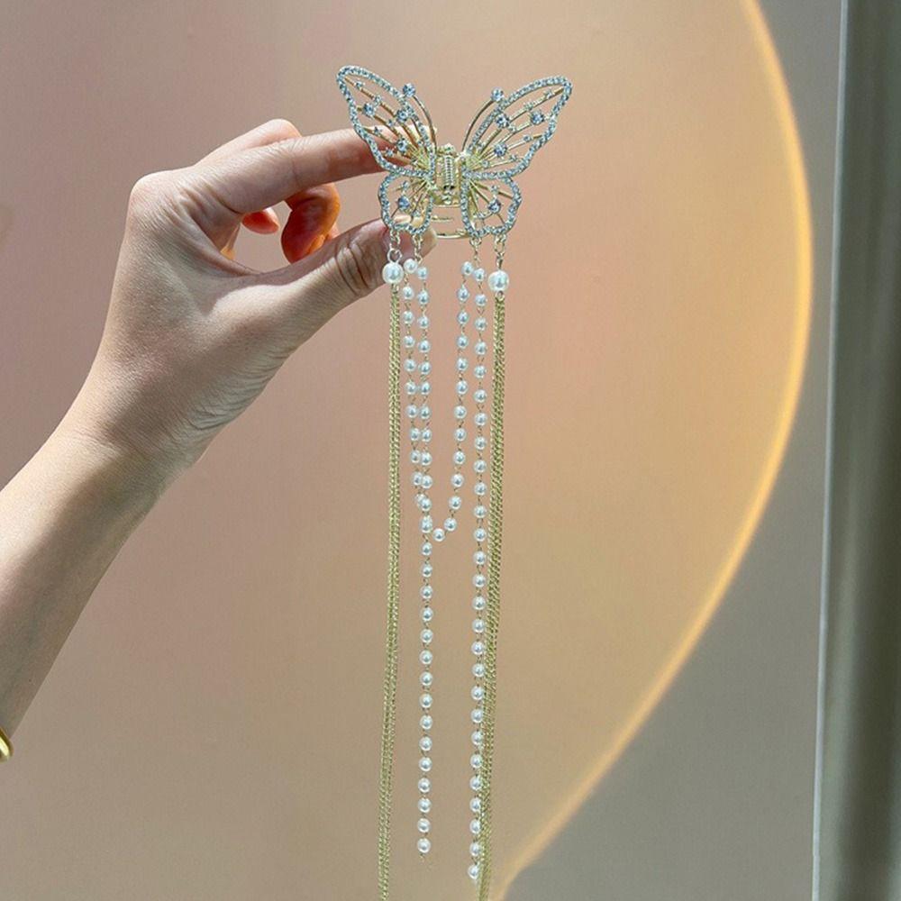 Headwear Simple Elegant Hair Claw Butterfly Hairpin Hair Accessories Pearl Tassel Hair Clip