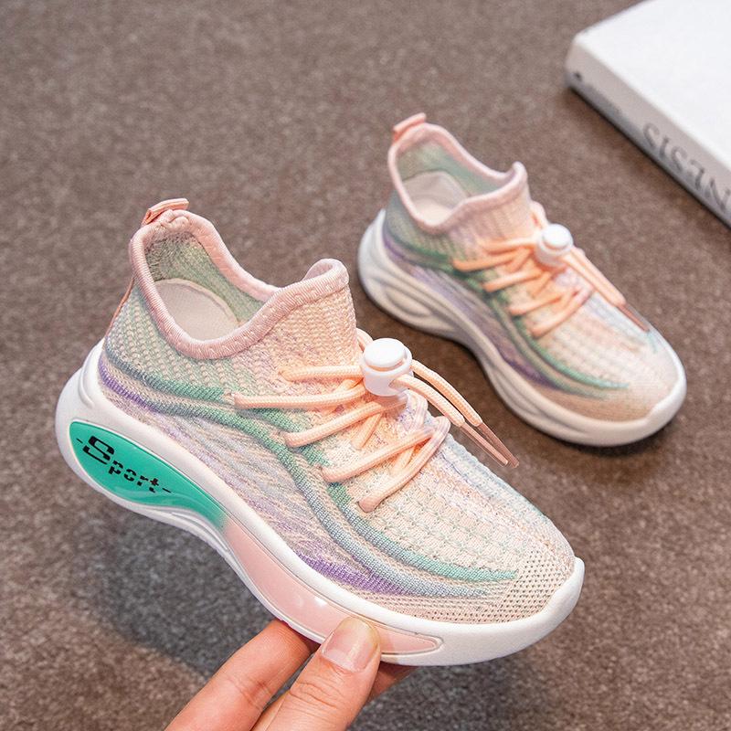 Детская спортивная обувь 2025 новая весенне-осенняя мальчишеская кокосовая обувь летающая плетеная повседневная сетчатая обувь детская дышащая беговая обувь модная