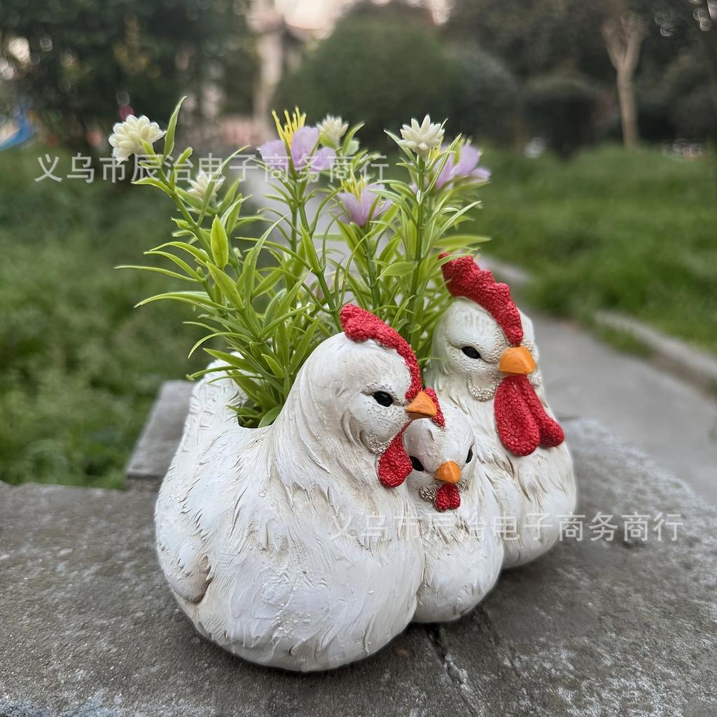 New three chickens, resin chicken, family chicken statue, home courtyard, farm kitchen, decorative animal statue