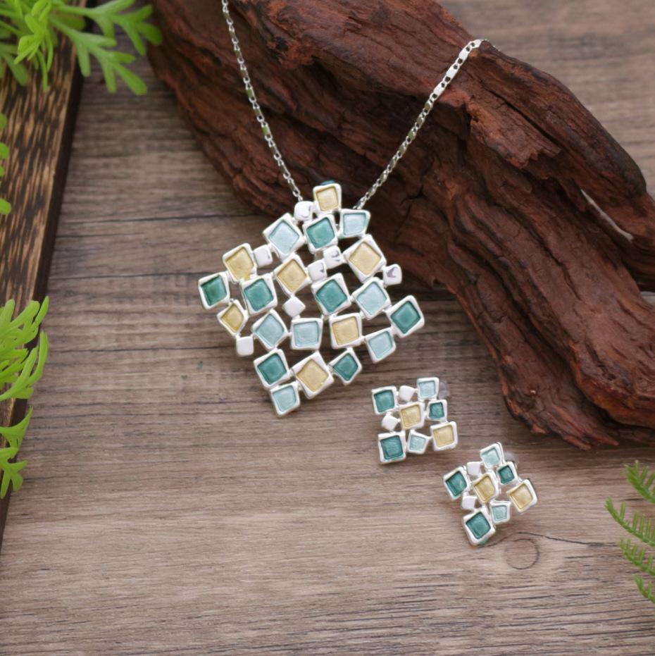 Новый эмалевый цвет полые квадратные серьги-пусеты подвеска набор женское высококлассное геометрическое квадратное ожерелье