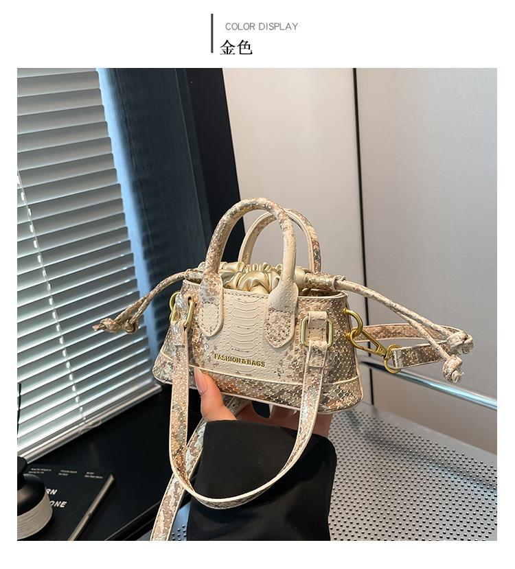 Bag Women's Delicate Crocodile Pattern Mini Handbag Niche Design Vegetable Basket Women's One Shoulder Crossbody Bag