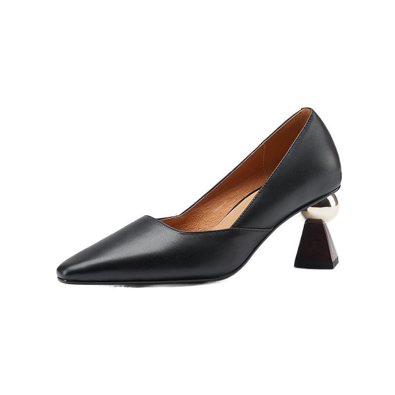 Кожаные универсальные белые туфли на высоком каблуке французского дизайна, женские туфли особой формы, ранняя весна, новые неглубокие заостренные туфли