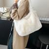 Плюшевая сумка, сумка с вишней, милая женская сумочка, имитация шерсти новая корейская версия осень-зима сумка на плечо