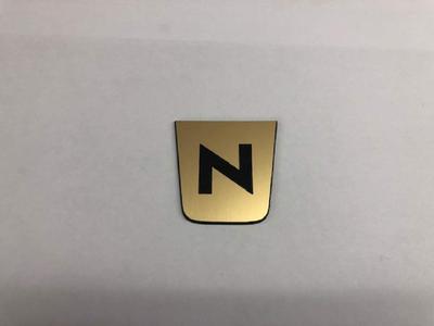 Муть () Эмблема рулевой пластины Honda NBOX Custom H29.9~ (Золото) nbox29-stp-emblem01