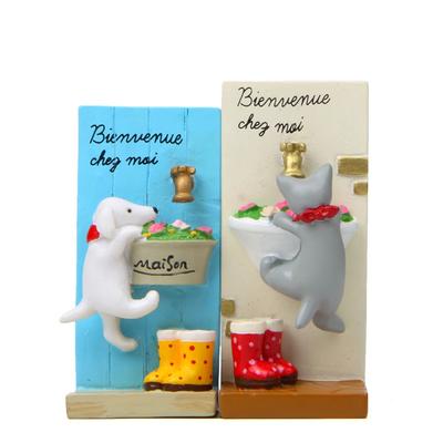 Свежий и милый щенок, Кошка, Клумба, Кран, Обувь, Садовые суккуленты, Цветочные композиции, Реквизит и Ландшафтные фигурки