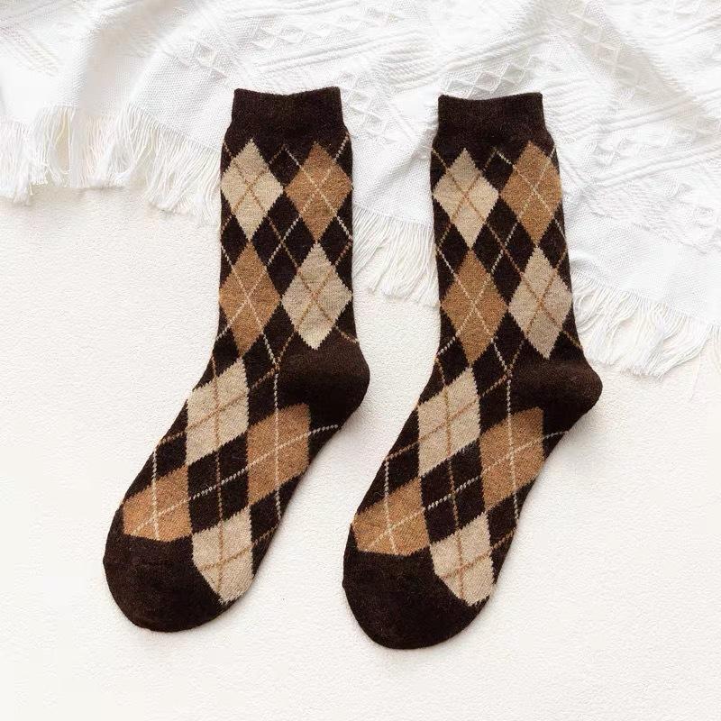 Socks Medium Tube Socks Thickened Warm Wool Socks Rhombus Retro Stacking Socks Comfortable Cotton Socks