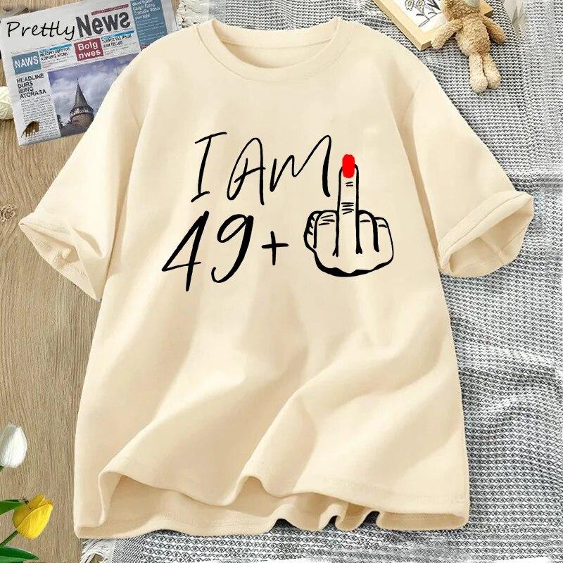 Футболка «Я 49+» со средним пальцем, женская футболка для вечеринки в честь 50-летия, забавные футболки с круглым вырезом, женские футболки с рисунком, женская одежда унисекс