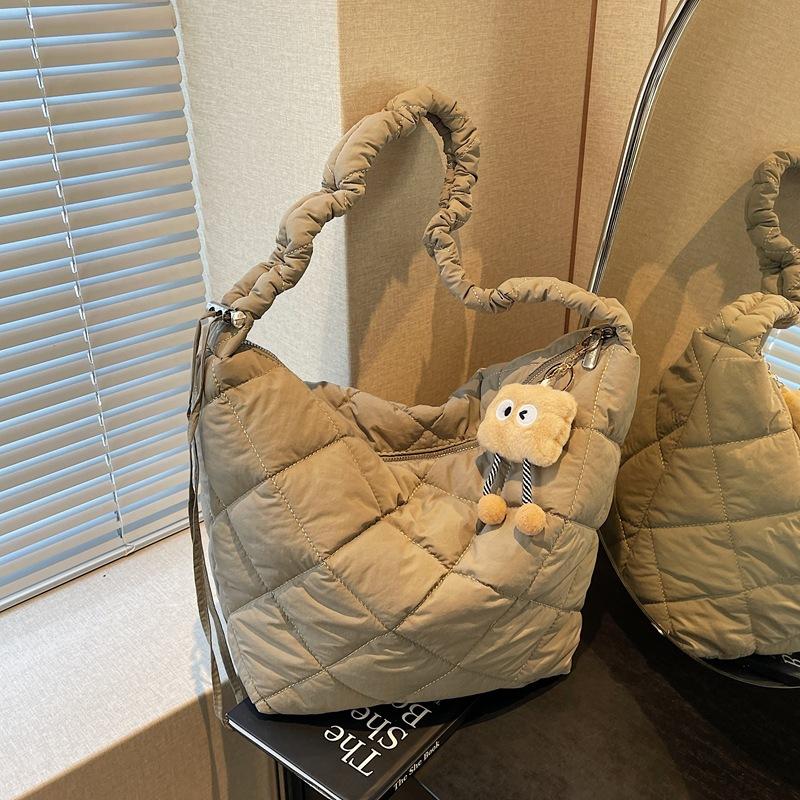 Rhombus Down Cotton Clothing Bag Women's 2025 New Large-capacity Shoulder Underarm Bag Winter Messenger Tote Bag