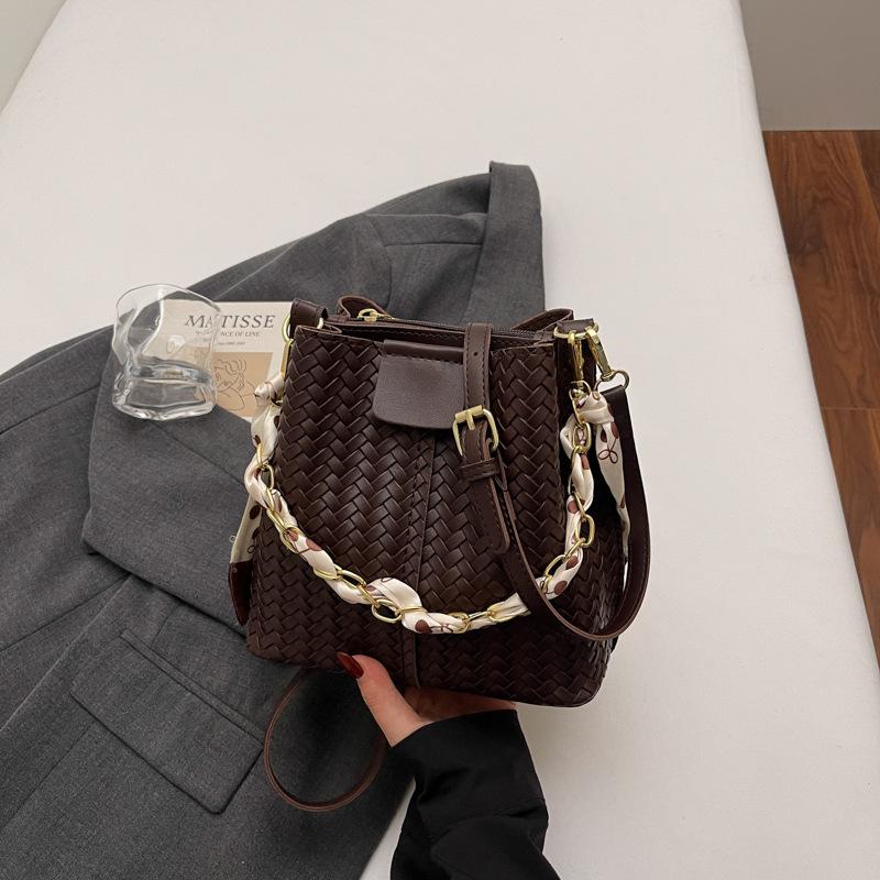 Повседневная, Модная и Простая Женская Сумка, Трендовая Одноплечевая Сумка, Нишевая Текстура с Блокировкой Цвета, Сумка-Ведро с Цепочкой для Ношения в Руке