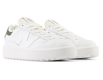 Sneakers New Balance White Ct302