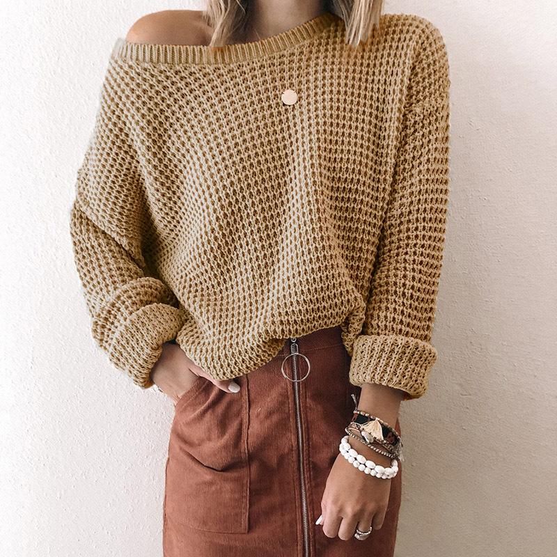 Women's Solid Colour Loose Fit Long Sleeve Knitted Top with Slanted Neckline Autumn Winter Sweater Luxurious Relaxed-fit Slimming and Versatile Top