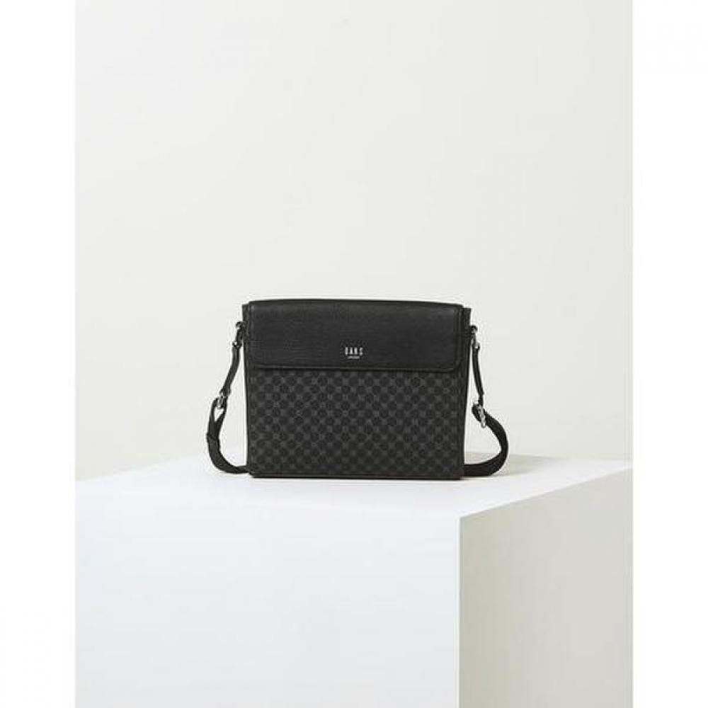 Daks Black Logo Pattern Leather Crossbody Bag Dbba2f620bk