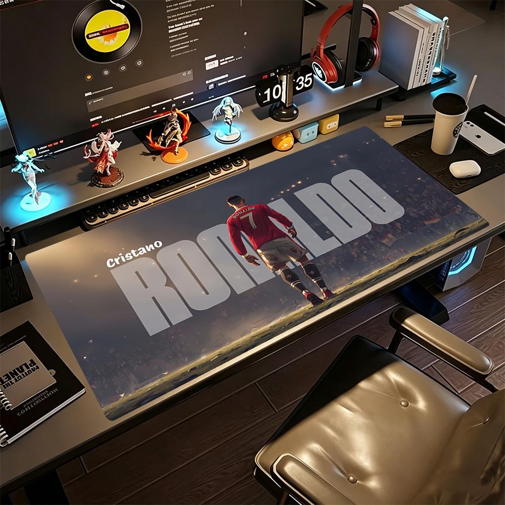 Ronaldo's Celebration Moment Gaming Mouse Pad Desk Mouse Pad Computer Desk Keyboard Mat Non-Slip Rubber Base Computer Decor Item Office Use