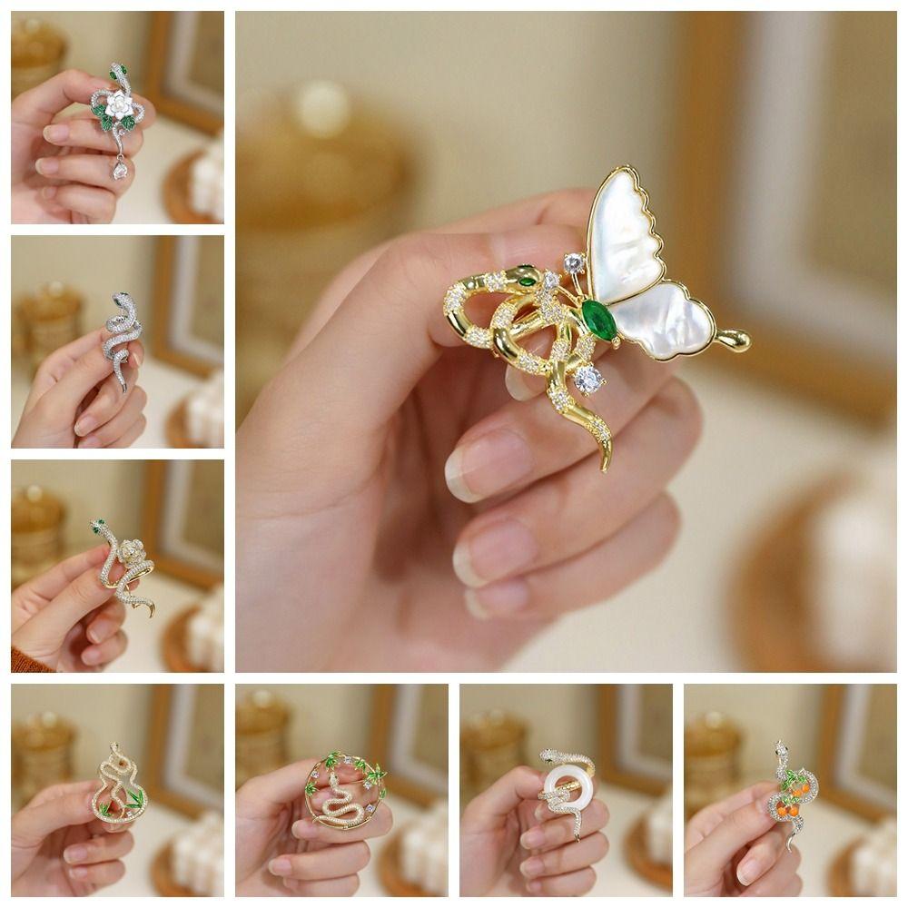 Minimalist Rhinestone Collar Pins Animal Snake Lapel Pin Temperament Zodiac Snake Brooch Party