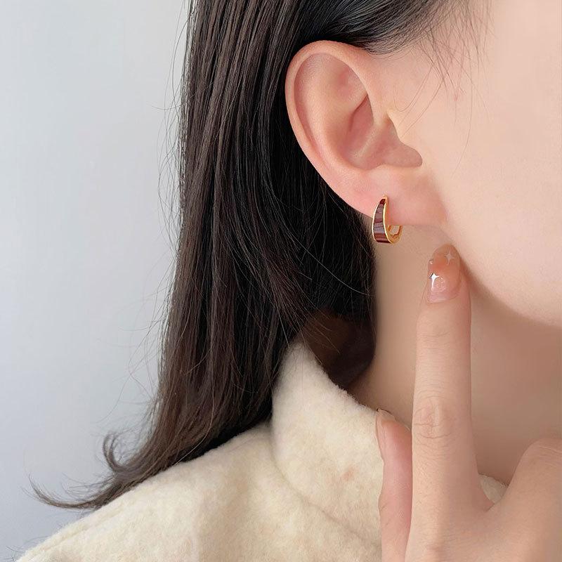 Water Drop-shaped Red and White Glue Ear Buckle New Year Spring and Summer Earrings for Women To Give Their Girlfriends Gifts