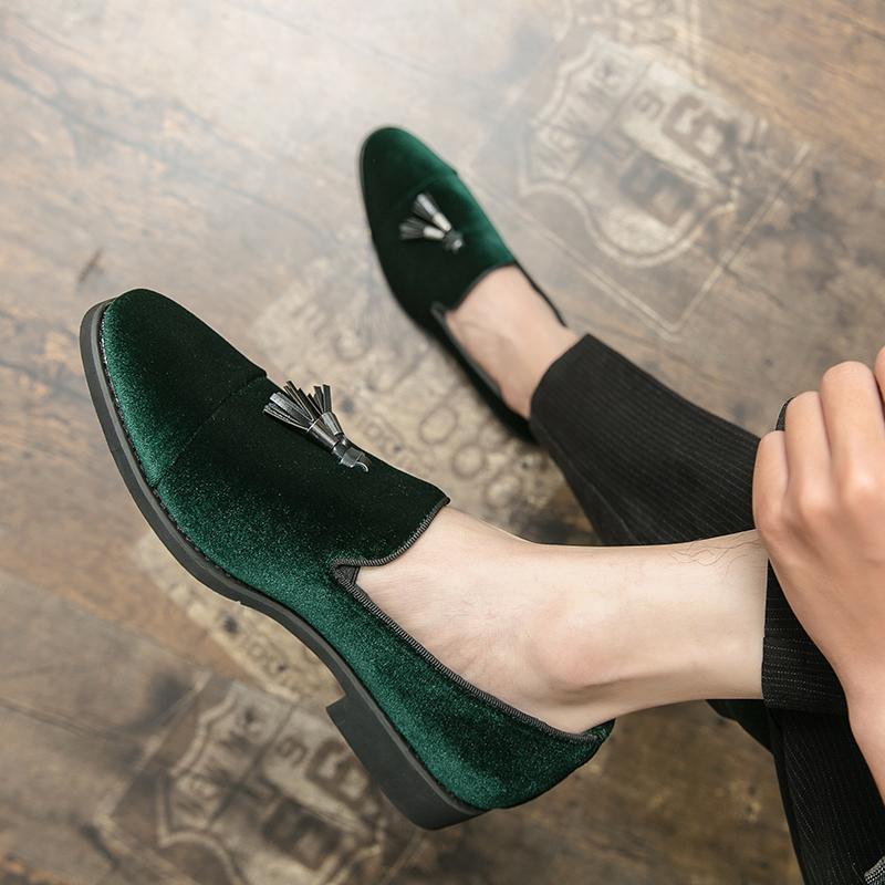Кисточка Социальная модельная обувь Выпускной Вечерние Длинные платья Обувь Модная обувь для ходьбы Мужская обувь для вождения Мокасины Кожаные офисные туфли на плоской подошве