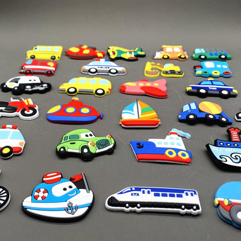 Набор магнитных магнитов с изображением мультяшных машин для детей, декоративный магнит из ПВХ для холодильника, милый магнит на холодильник для декора школьного шкафчика