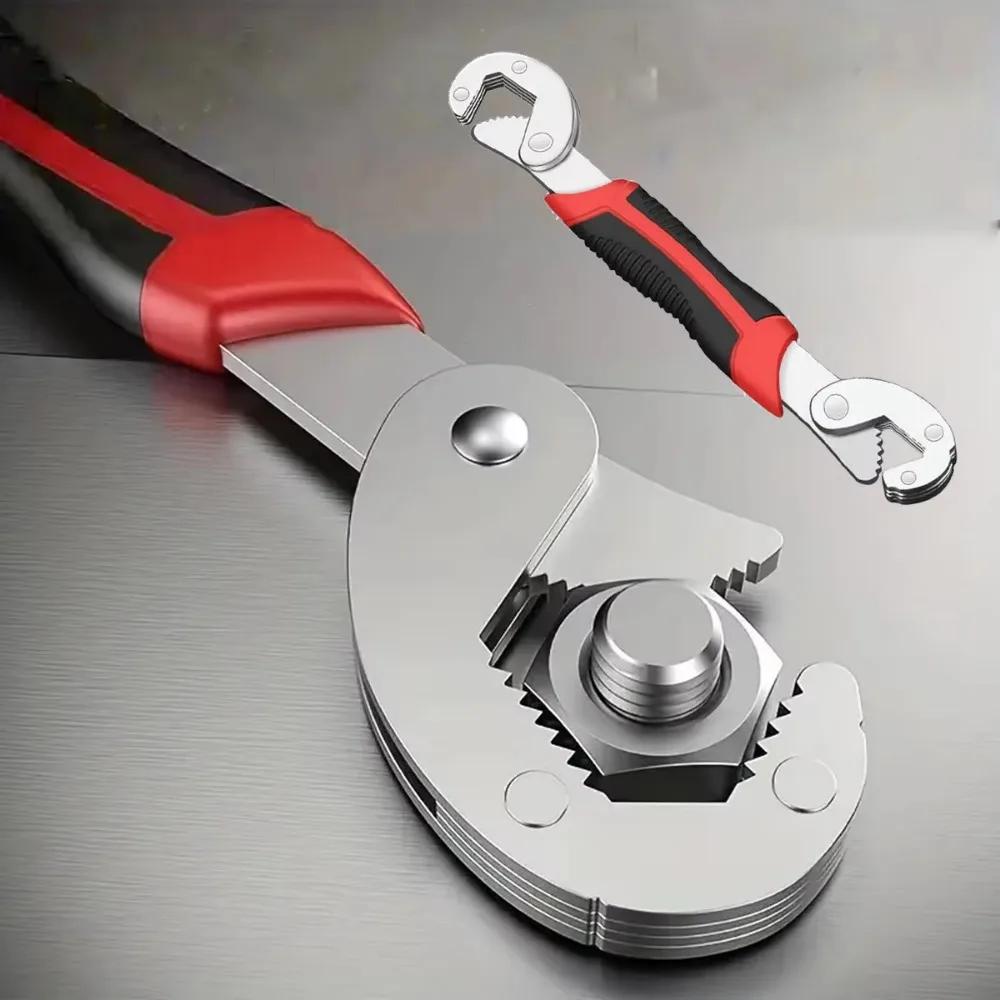 1 Small Universal Wrench Multifunctional Fast Automatic Movable Plate Hand Suitable for The Range of 6-22mm