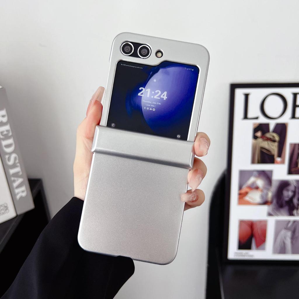 Градиентный чехол с покрытием soft-touch для полной защиты для серии Samsung Galaxy Z Flip (Flip7/6/5/4/3)