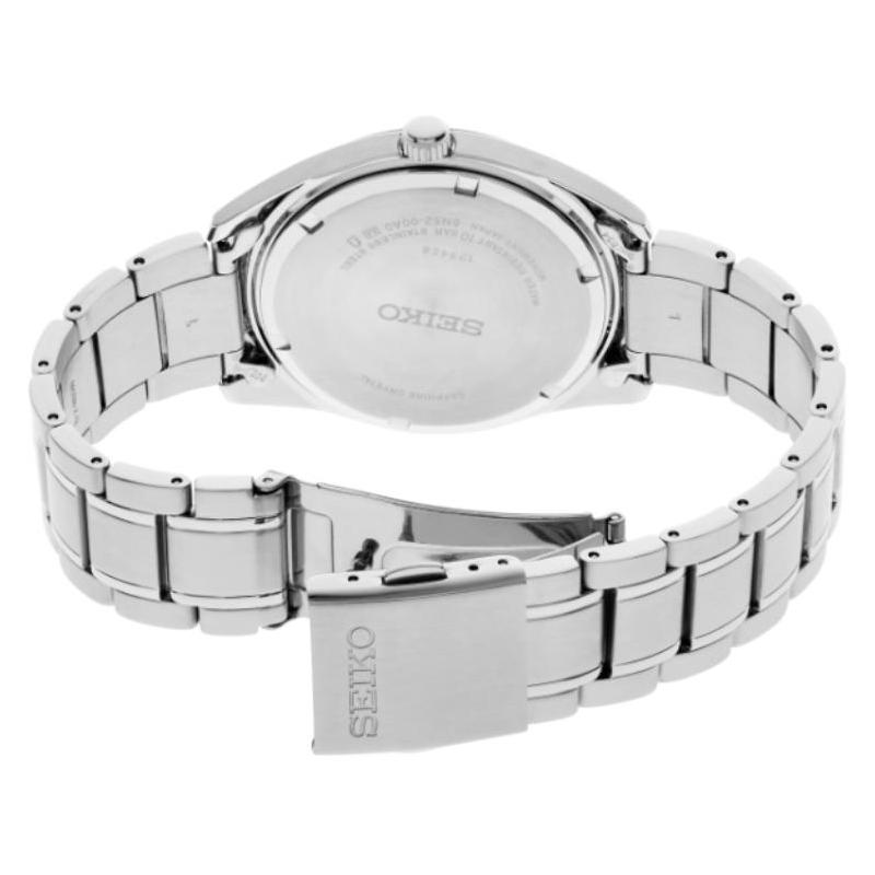 Seiko Серия Essentials Водонепроницаемость 100 метров Кварцевые Стальной ремешок Мужские часы Зеленый циферблат SUR527