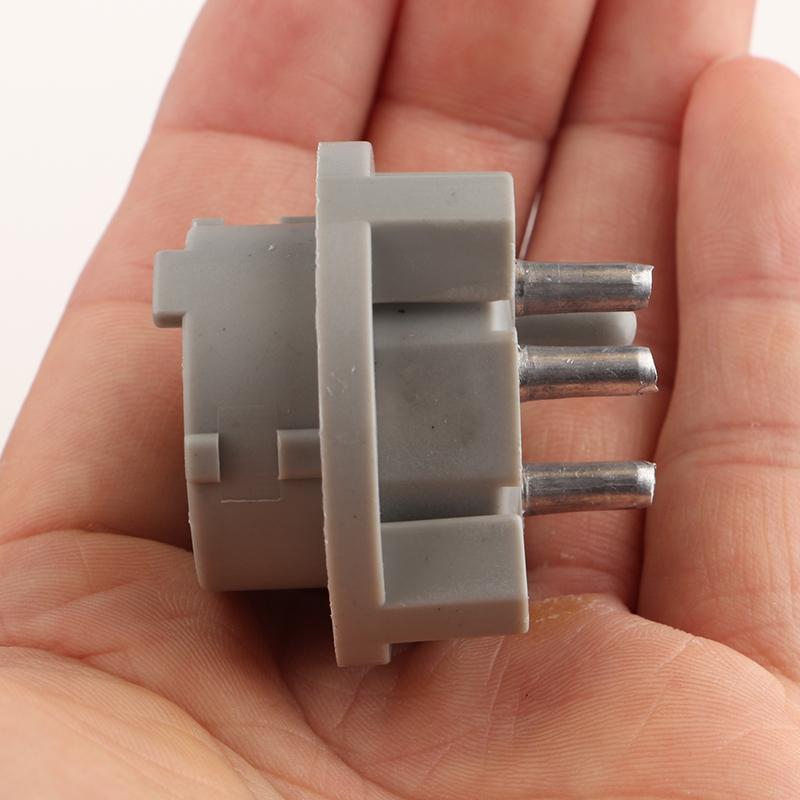 1Pcs A0008269582 For Mercedes Benz SL W124 R129 W140 W202 W168 Turn Signal Light Bulb Base Socket Lamp Holder Accessories
