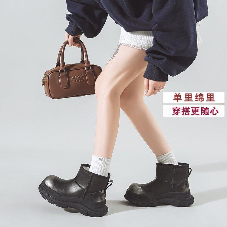 Водонепроницаемые и нескользящие модные теплые зимние ботинки на толстой подошве для женщин 2025 новые короткие бархатные утепленные хлопковые ботинки большого размера для женщин