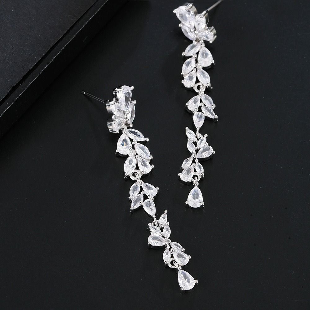 Shiny Crystal Leaf Shape Bracelet Silver Color Wristlet Plant Design Dangle Earrings Gift Bangle