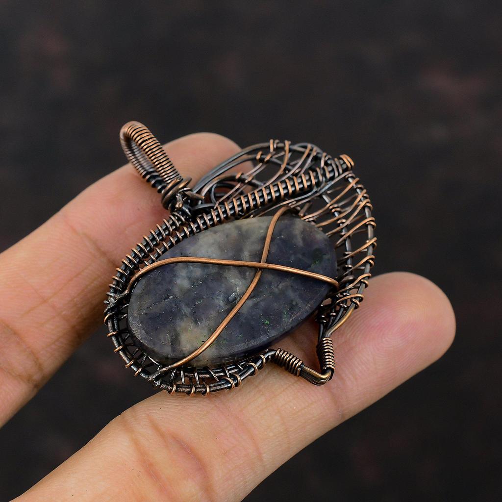 Подвеска из солнечного камня иолита, медная проволока, обернутая драгоценным камнем высшего качества, медная бижутерия, подвеска ручной работы, обернутая проволокой, ювелирное изделие, подарок для женщин