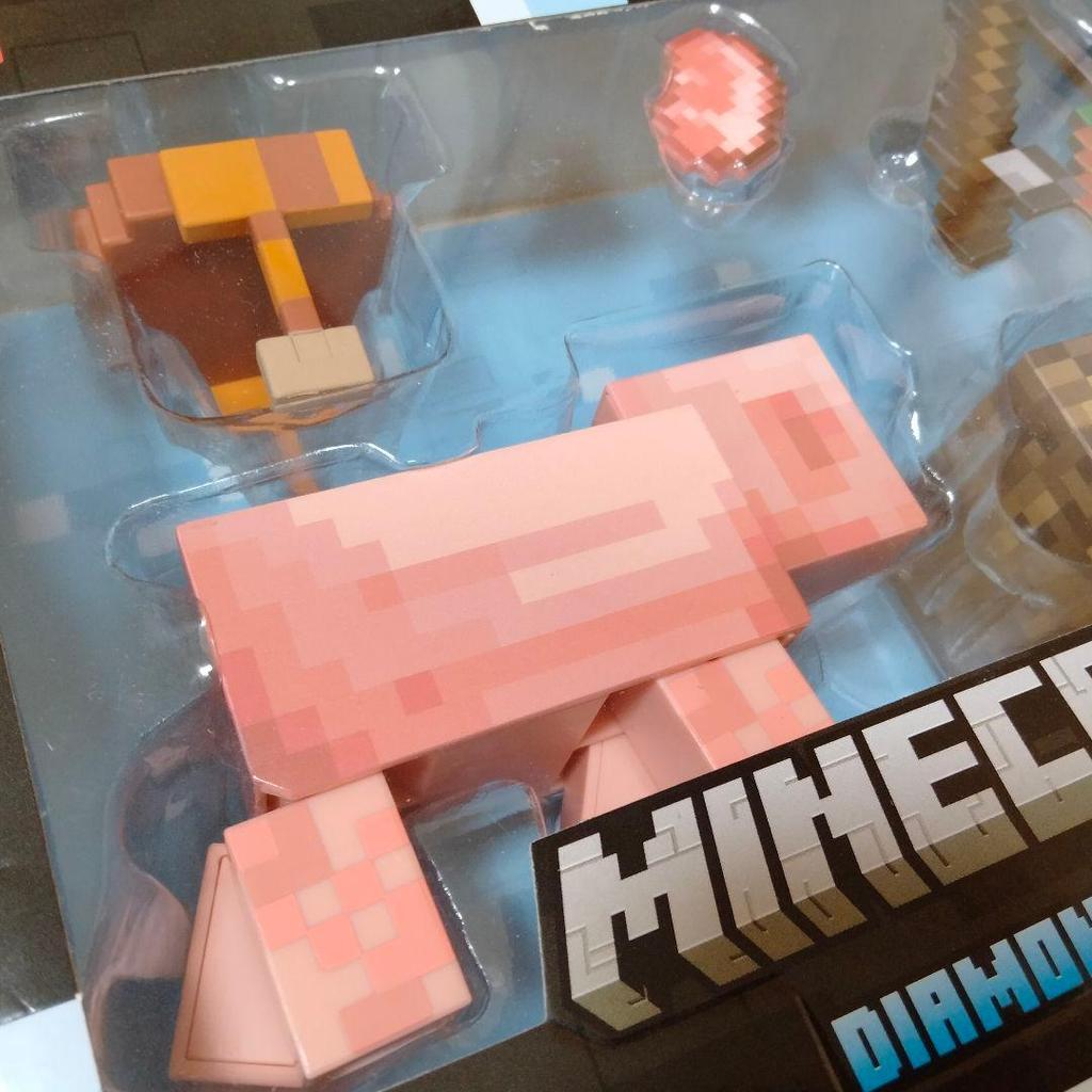 [USED] Mattel Minecraft Diamond Level Pig Action Figure