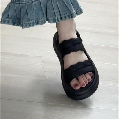 Супермягкие модные повседневные сандалии на толстой подошве с одним ремешком, женские новые универсальные пляжные туфли