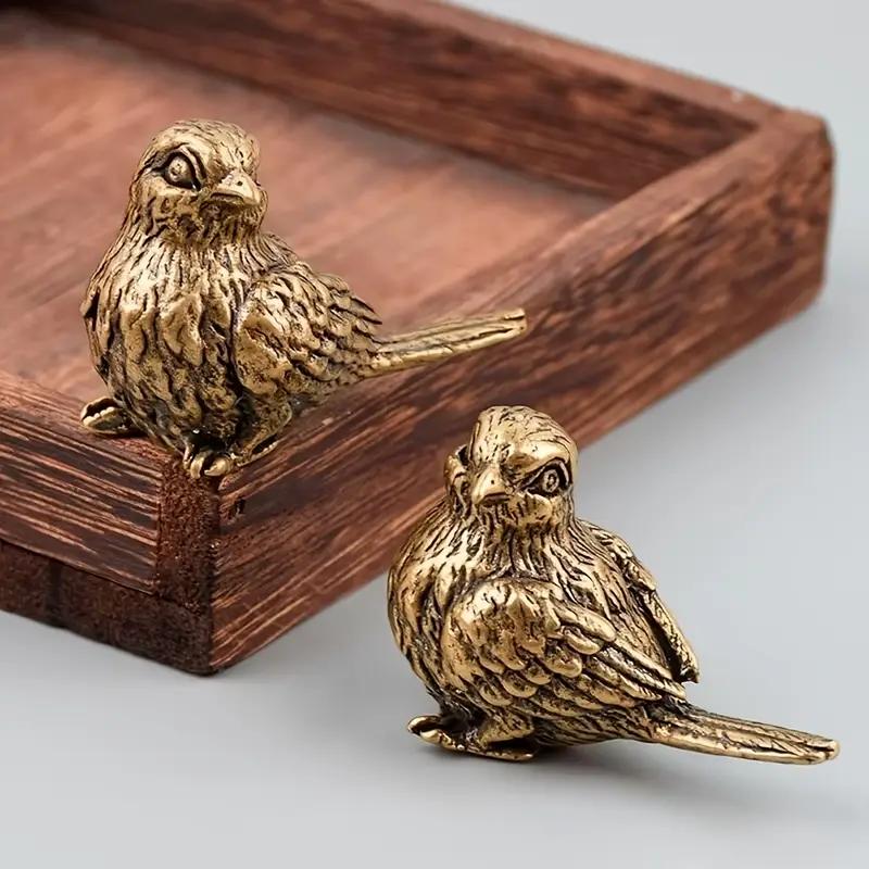 Статуэтка воробья из античной латуни, скульптура птицы, цельнолатунная птица, домашний декор, коллекционная мини-фигурка животного для различных типов комнат