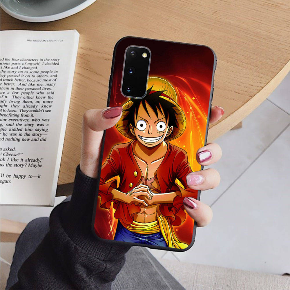 AD62 One Piece Луффи Черный Чехол для iPhone 16 15 Plus 14 13 12 11 Pro 8 7 6S SE 5S X XR XS Max Realme C30 C33 C31 9I Huawei Y8P Y9 Мягкий Чехол