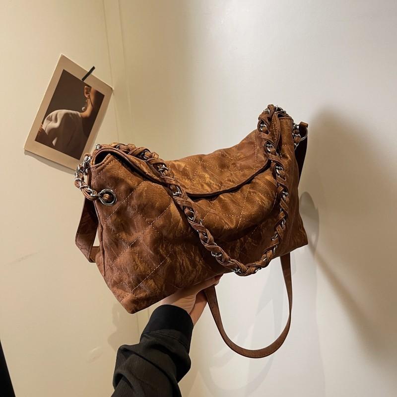 IELGY Women's Vintage Folded Premium Underarm Bag, Fashion Travel Bag, Large Capacity Shoulder Bag