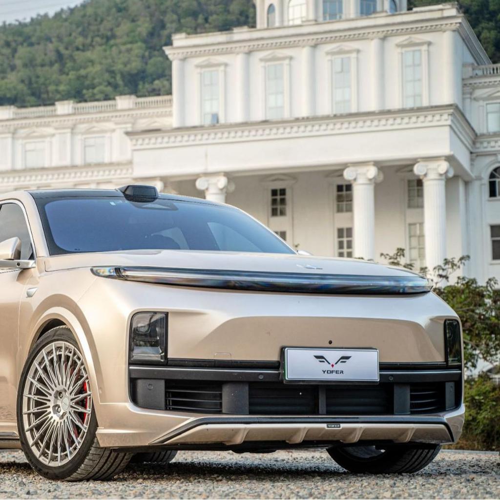 Совместимо с Li Auto L9: Обвес YOFER, включающий передний бампер, боковые юбки, заднее антикрыло, задний диффузор, задний бампер, угловые накладки, передний сплиттер.