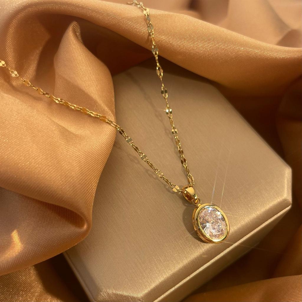 Овальное простое ожерелье Дизайн Высококлассный темперамент Подвеска Универсальное Легкая роскошь Модное ожерелье